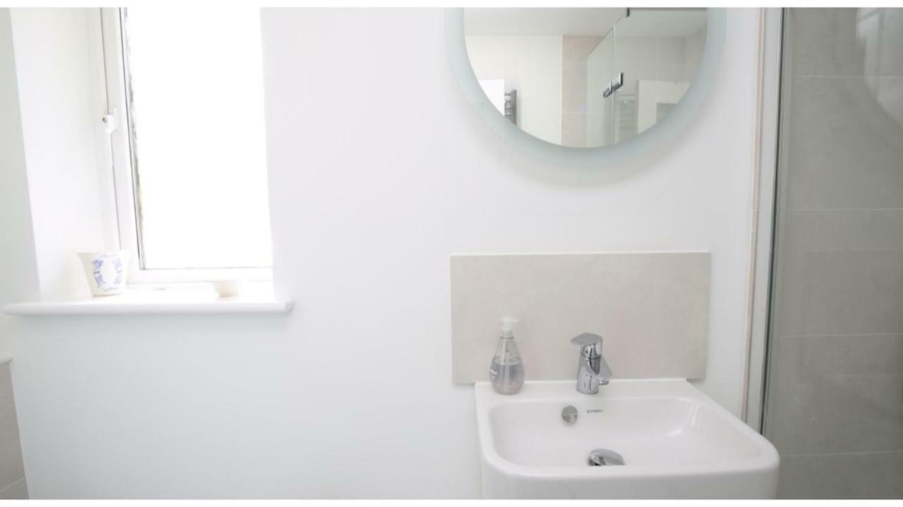 ★ Luxury Oxford Apartment ★ Sleeps 4, Free Parking Экстерьер фото