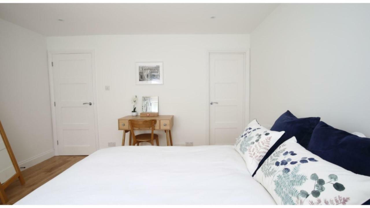 ★ Luxury Oxford Apartment ★ Sleeps 4, Free Parking Экстерьер фото